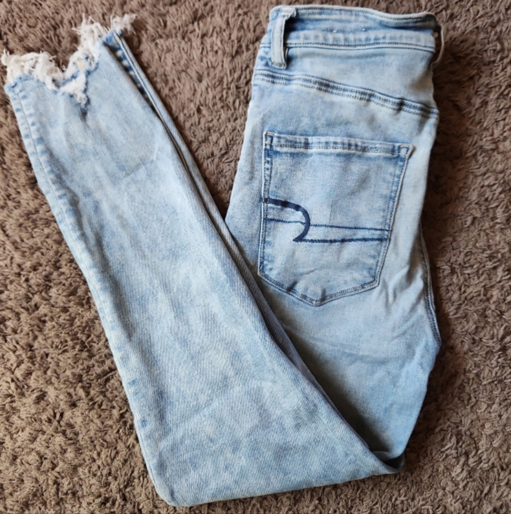American Eagle Outfitters Light Blue Skinny Jeans